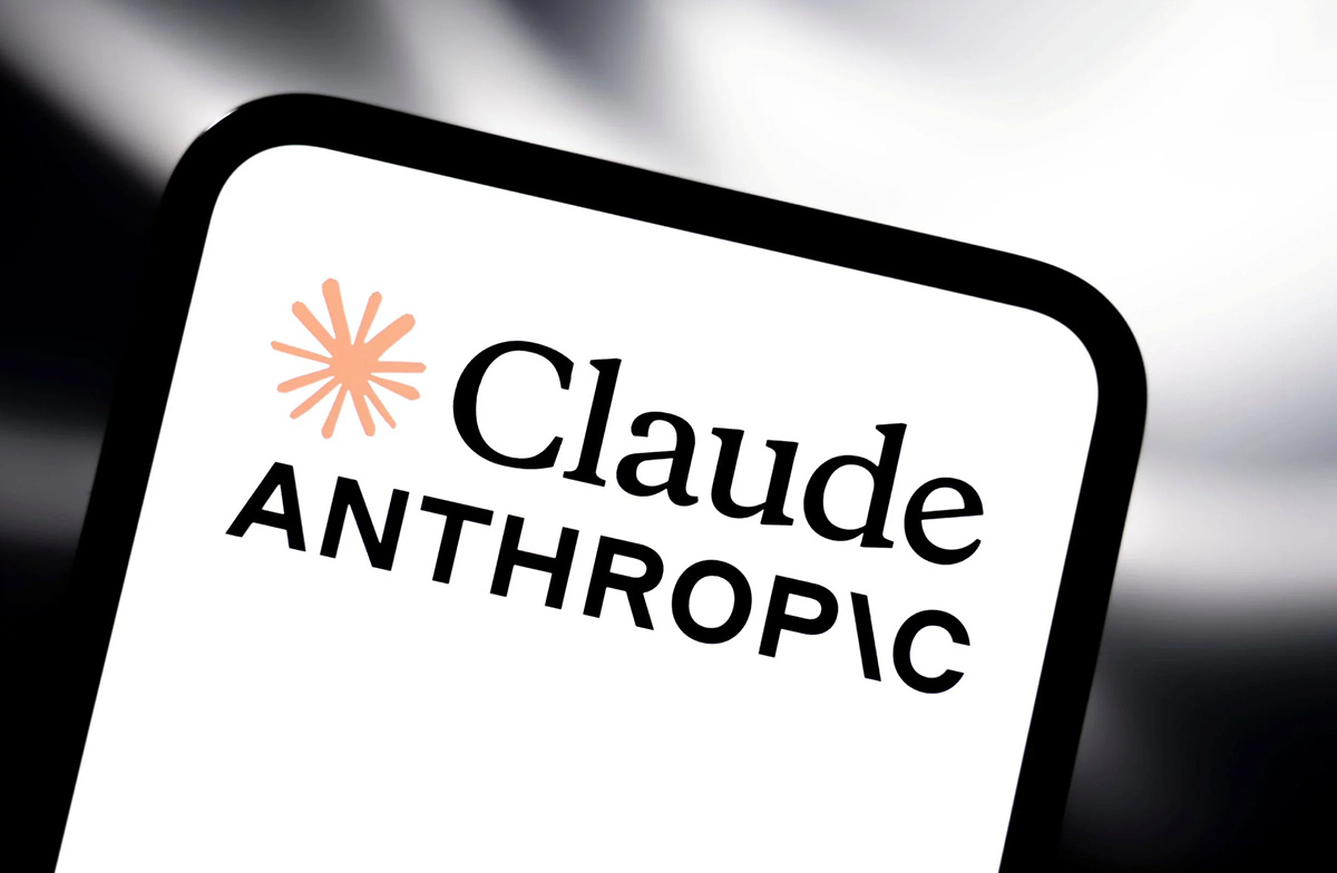 Claude Users React to New Anthropic Watermark Policy